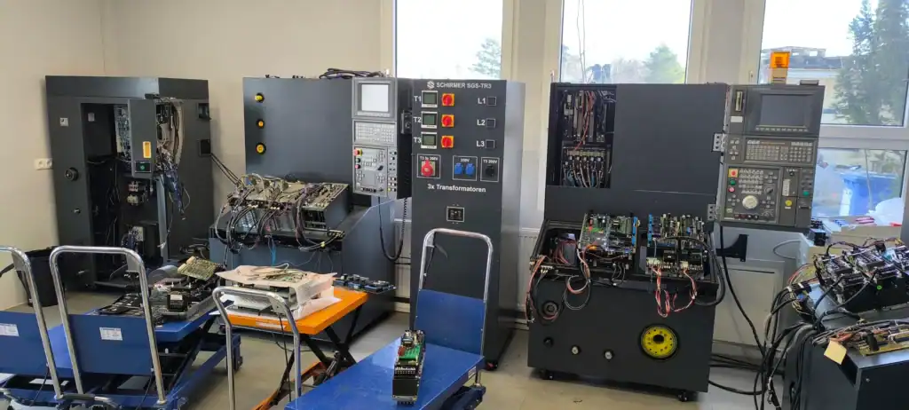 Okuma CNC control unit diagnostics and repair in workshop