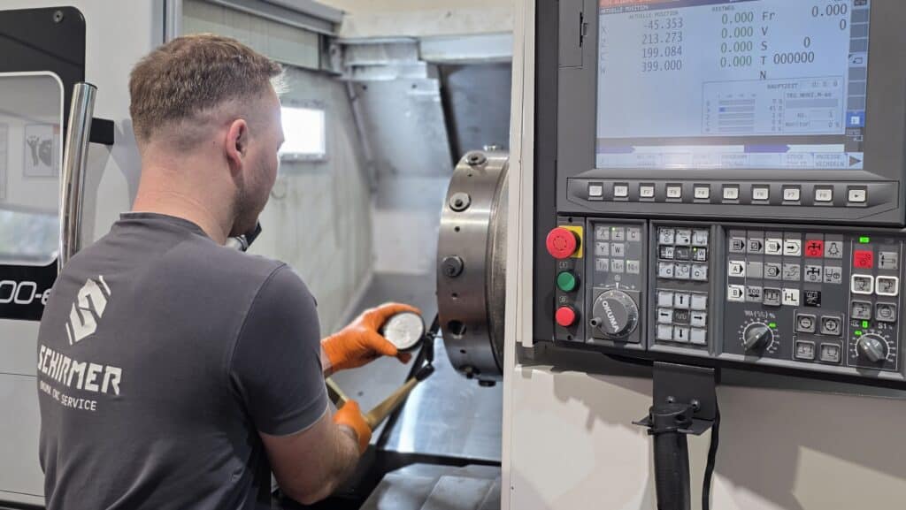 Inicio | Servicio y mantenimiento CNC Okuma – Reparación de electrónica CNC