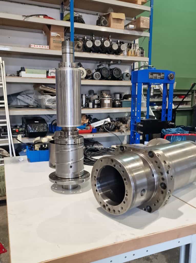 Okuma CNC Spindel – Demontage und Überholung in der Werkstatt